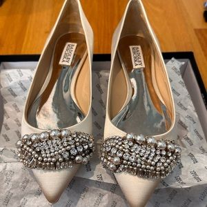 NEW IN BOX Ivory Satin Octavia flats